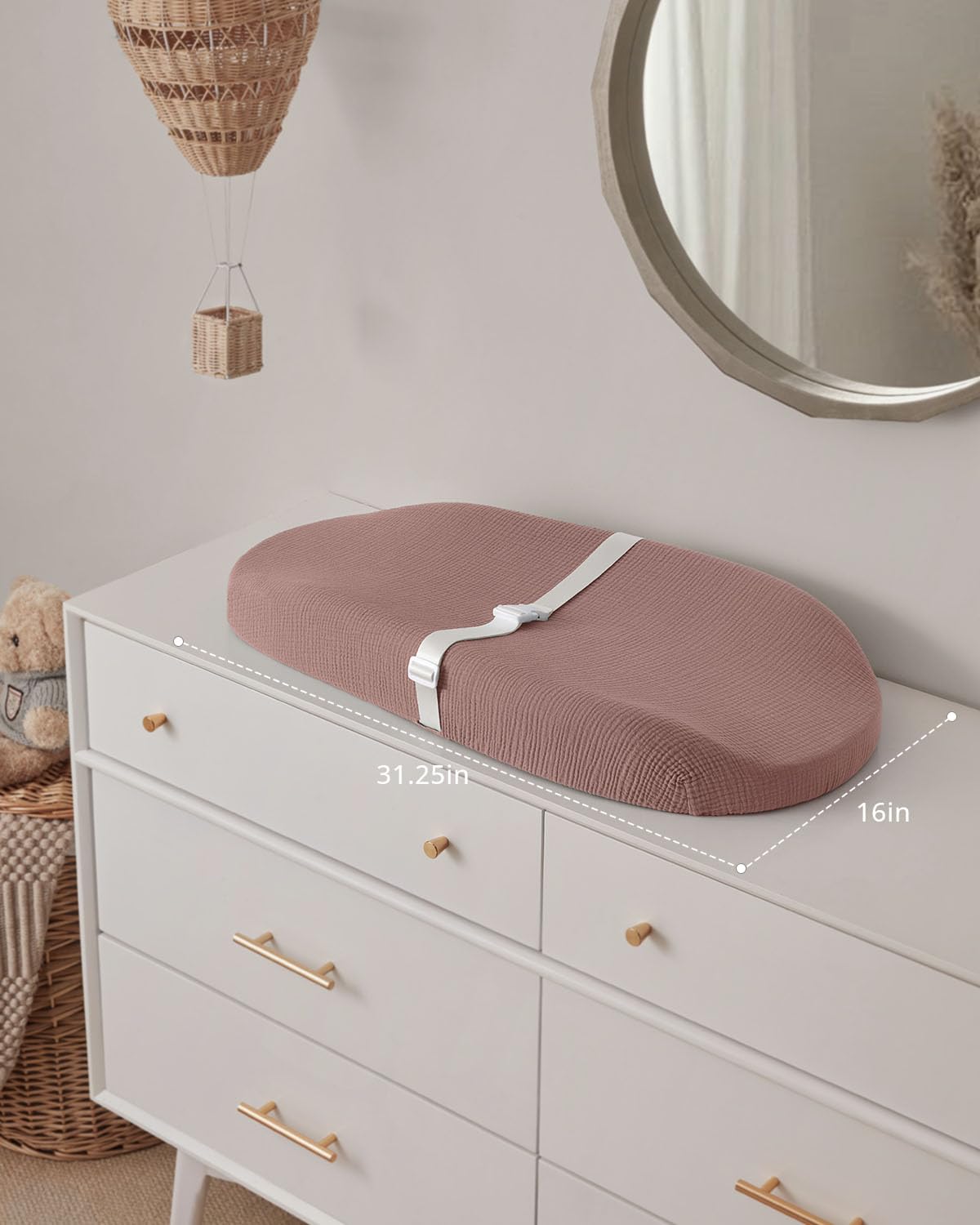 Blissful Diary quick-release safety belt for stable diaper changes