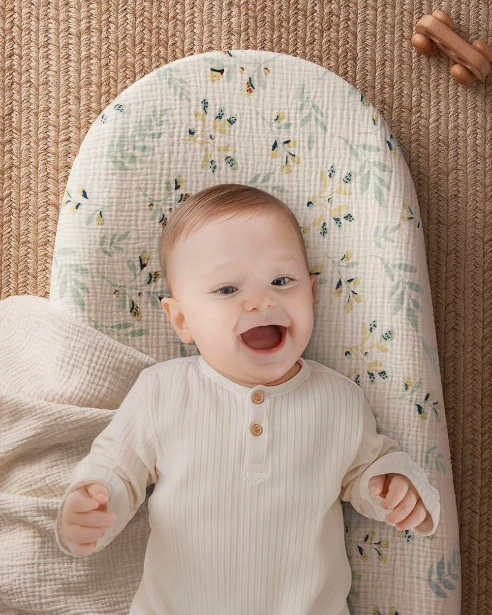 Blissful Diary muslin cover delivers breathable, soft-touch comfort for baby.