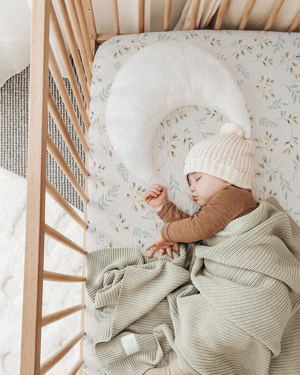 Durable, easy-care Blissful Diary muslin sheets endure washing without fading