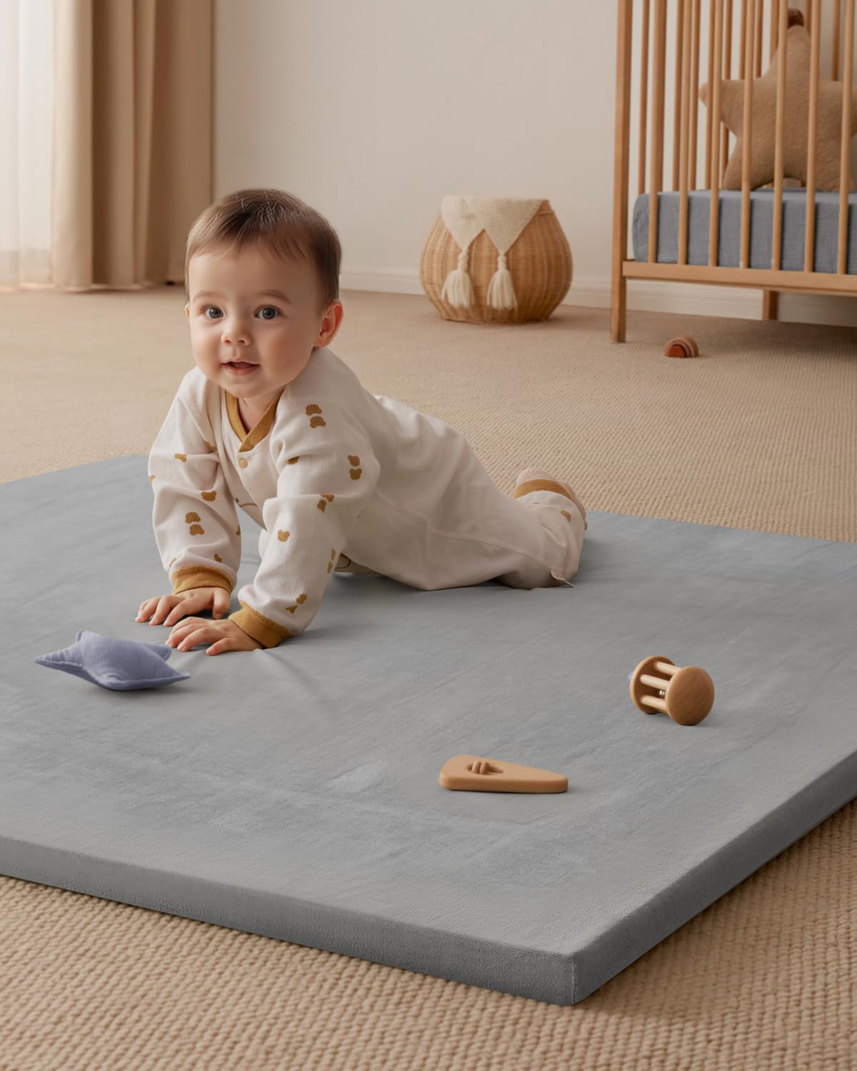 Blissful Diary 50x50 mat offers ample space for crawling and play