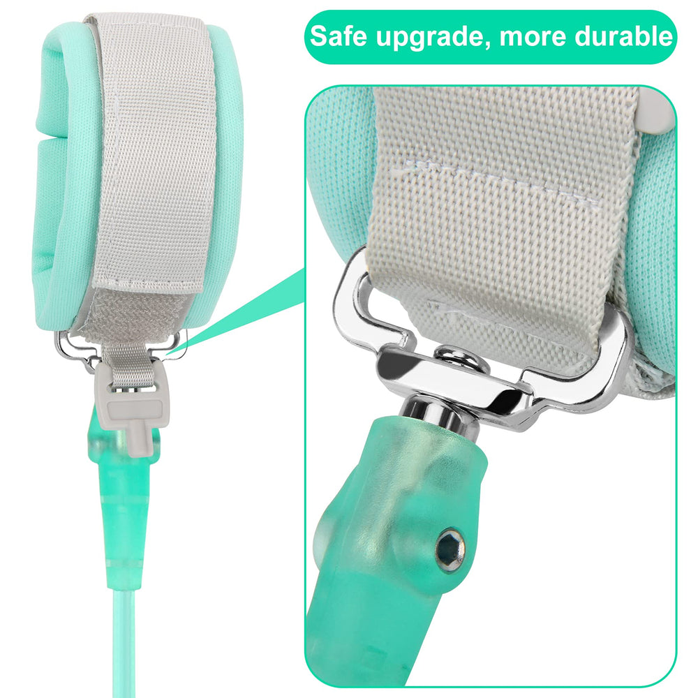 Blisstime toddler leash connector rotates 360 degrees to prevent tangling.