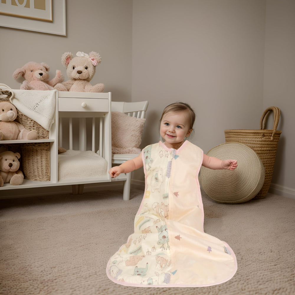 BLOOMSTAR Sleep Sack lightweight fabric highlights breathable muslin texture.