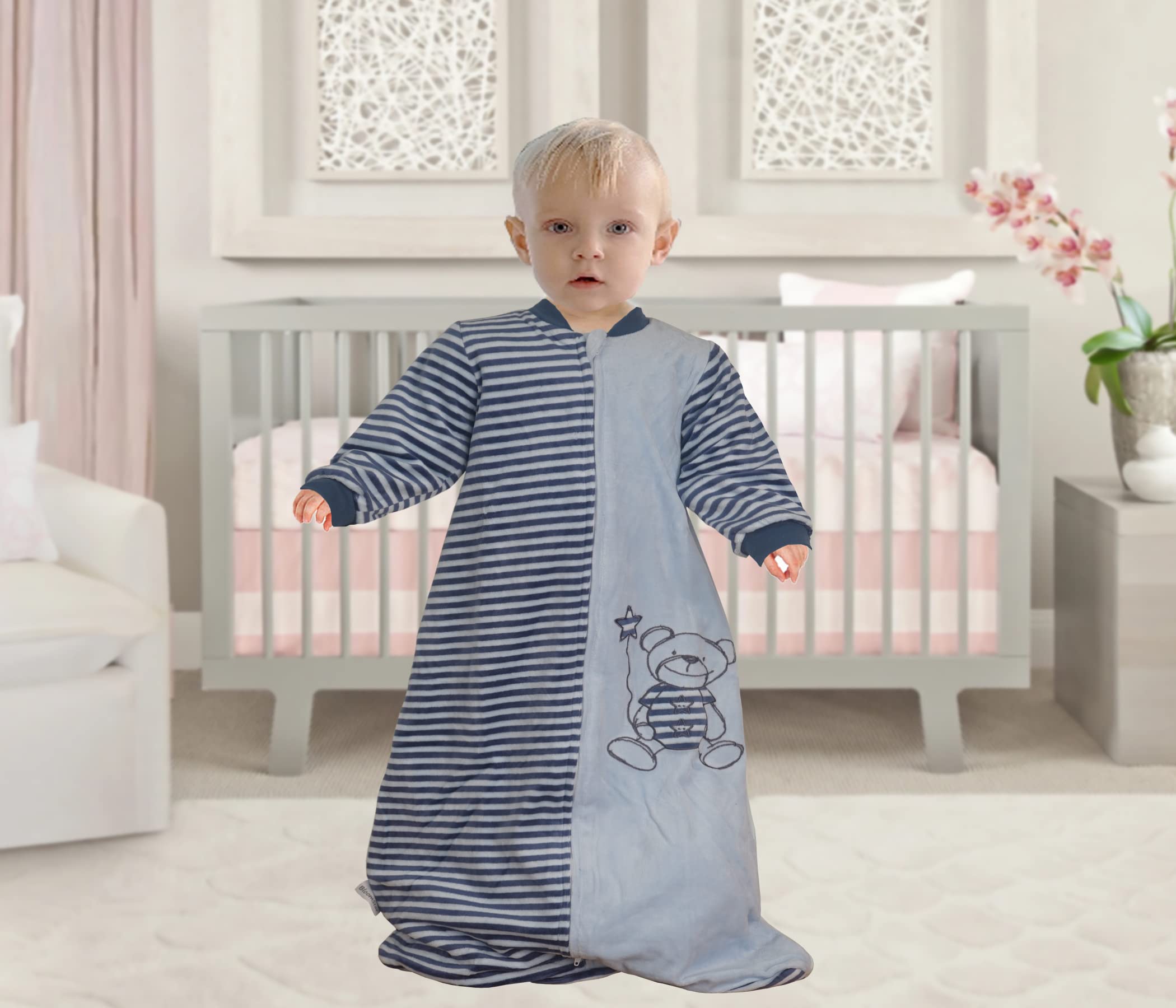 BLOOMSTAR Sleep Sack two-way zipper closeup for easy diaper changes