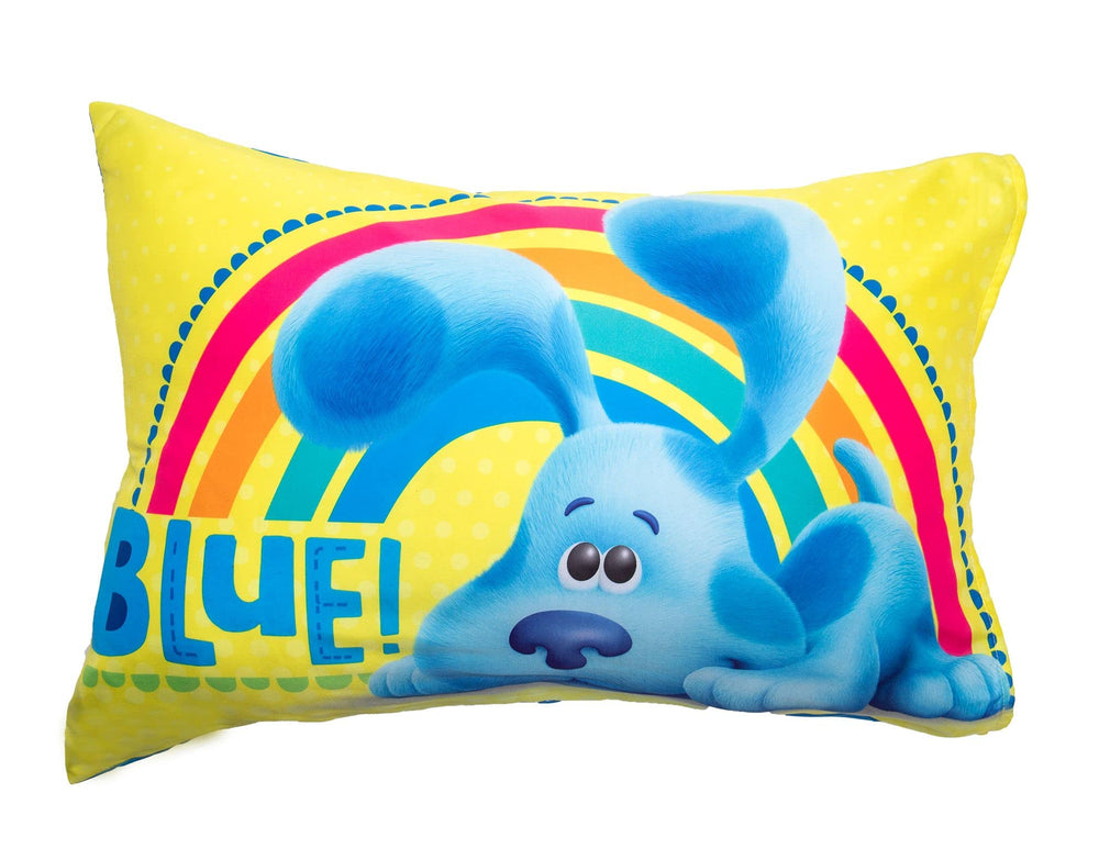 Dreamy Blue's Clues design creates a welcoming bedtime routine.
