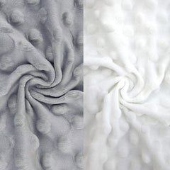BlueSnail bassinet sheet fits standard pads securely for snug setup