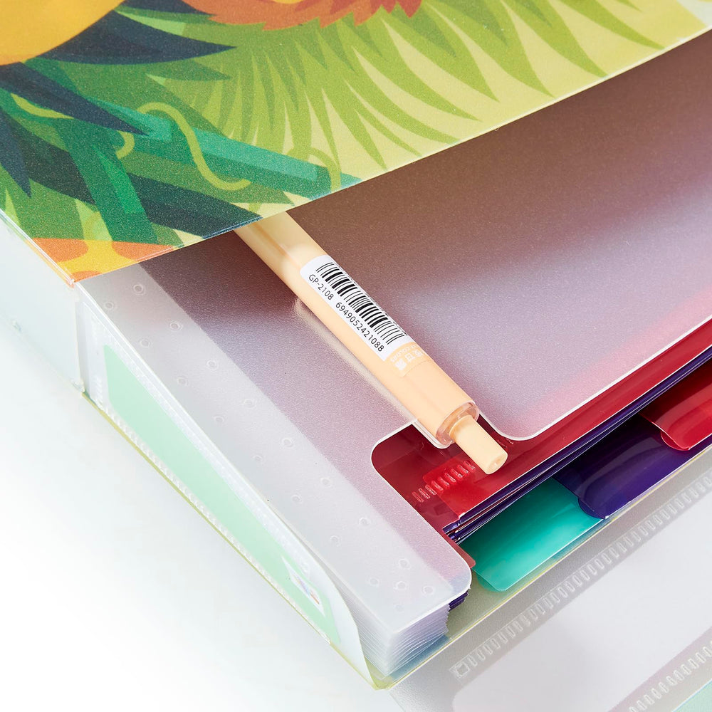BLUSHY BABY durable PP material stands up to years of use.