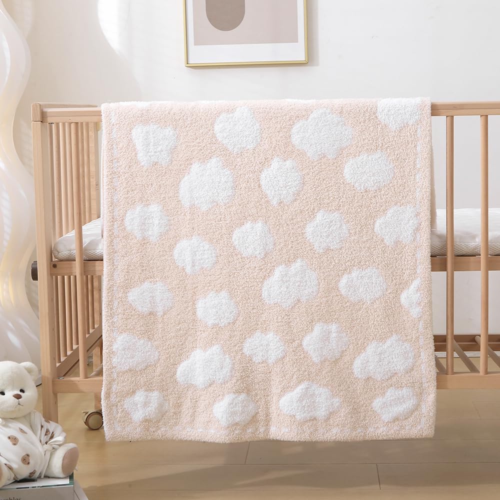 BOBOYOYO plush blanket in a cozy nursery setup