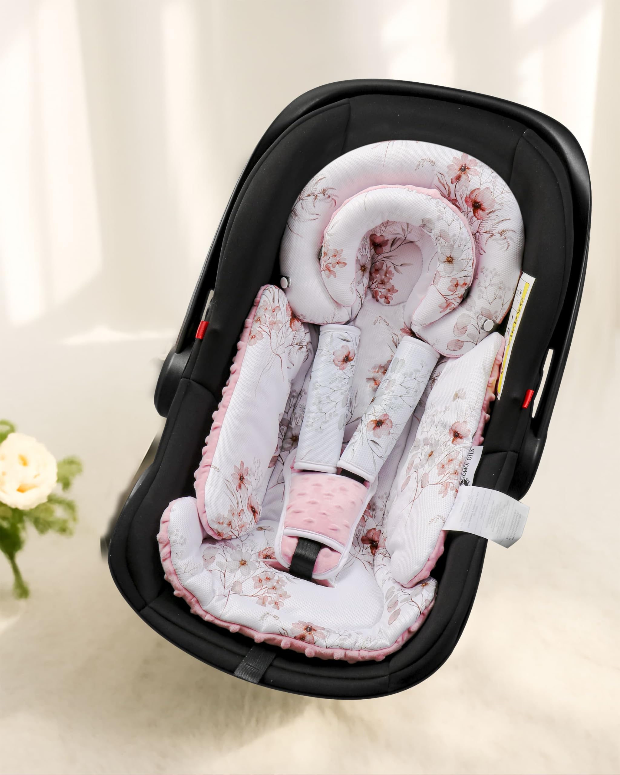 BOMOLOUR infant seat insert universal-fit design secures compatibility across brands.