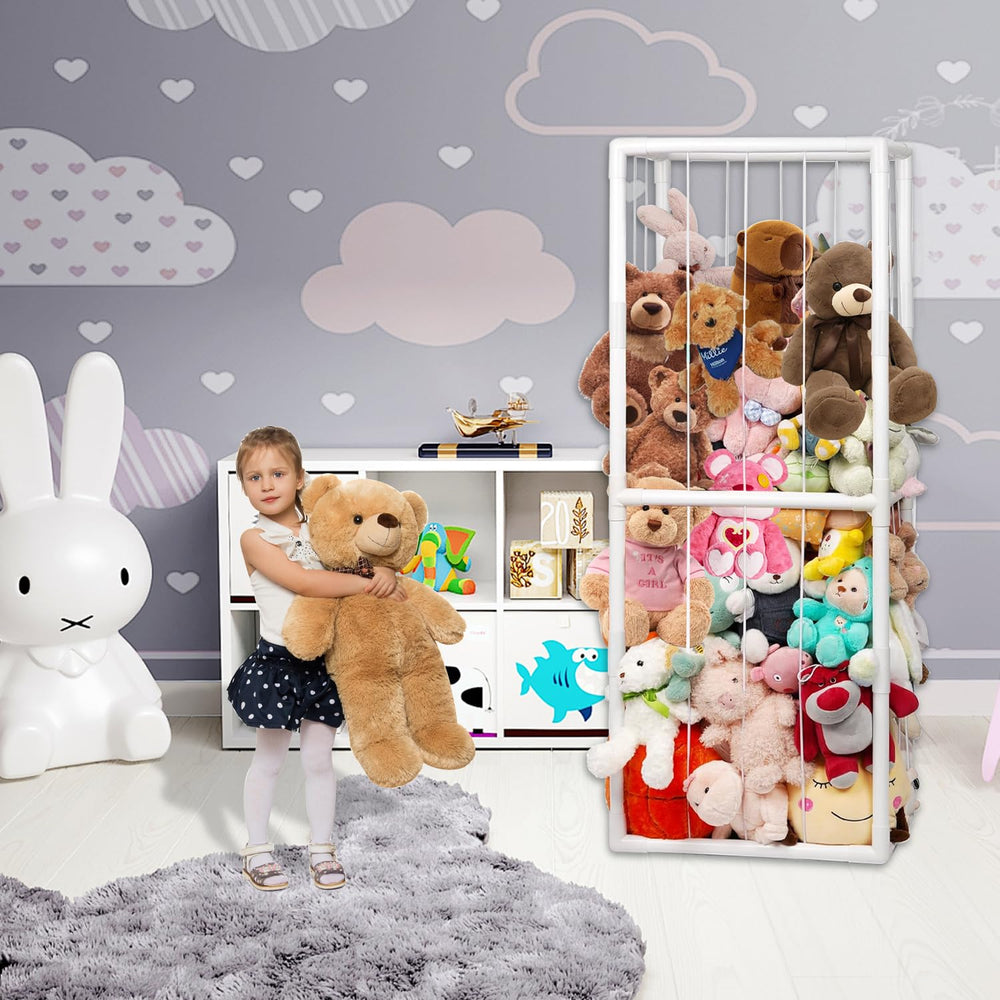 BomSaluka space-saving storage helps reduce room clutter.
