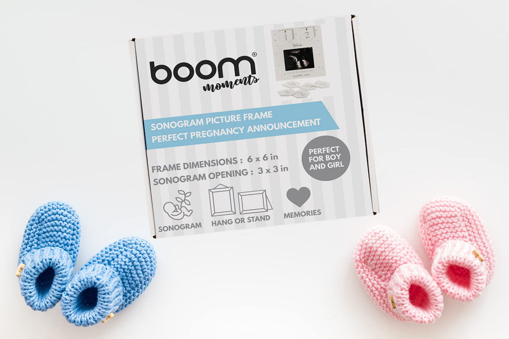 Boom Moments countdown weeks graphic helps track pregnancy progress.