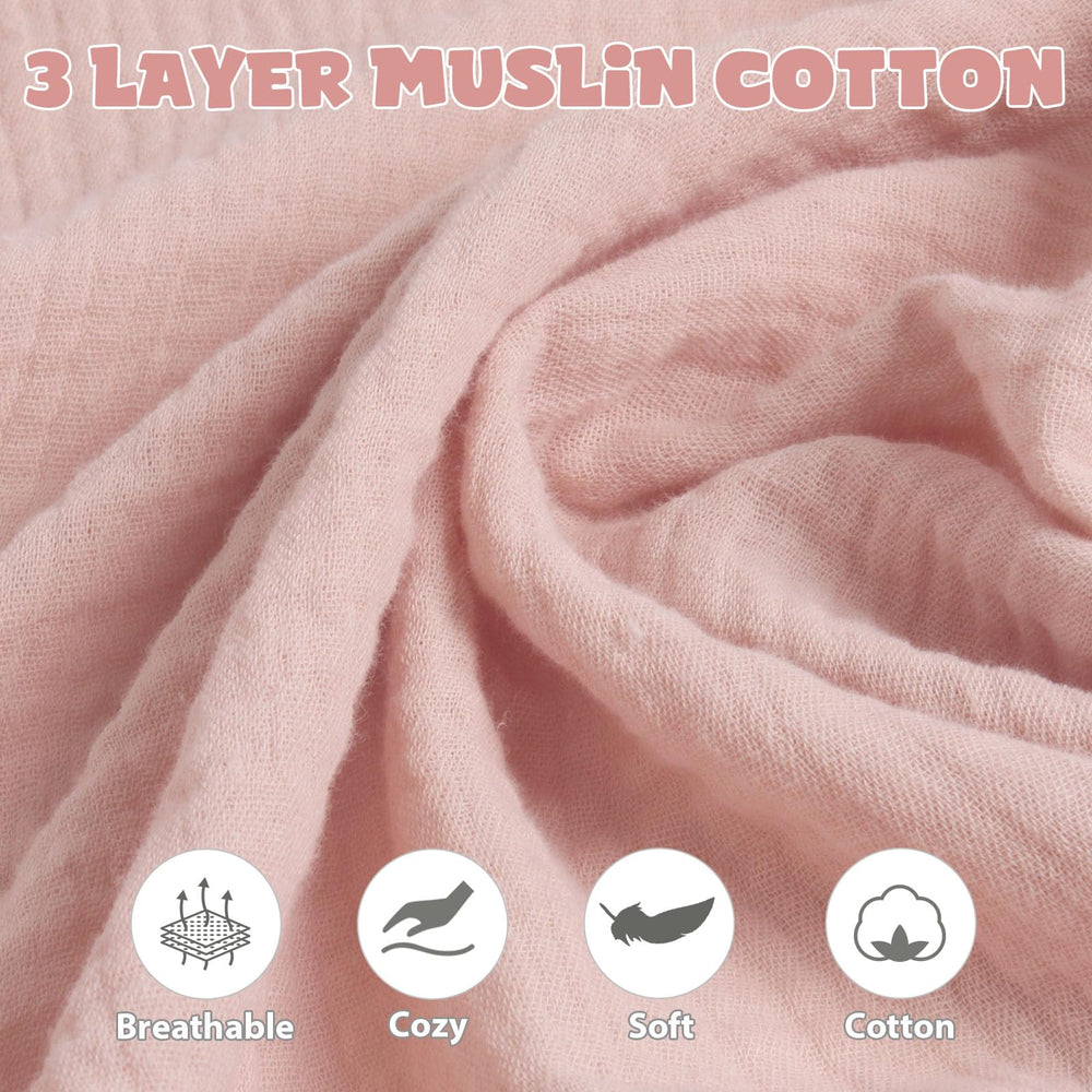 Boryokun muslin car seat cover provides nursing privacy for discreet feeding.
