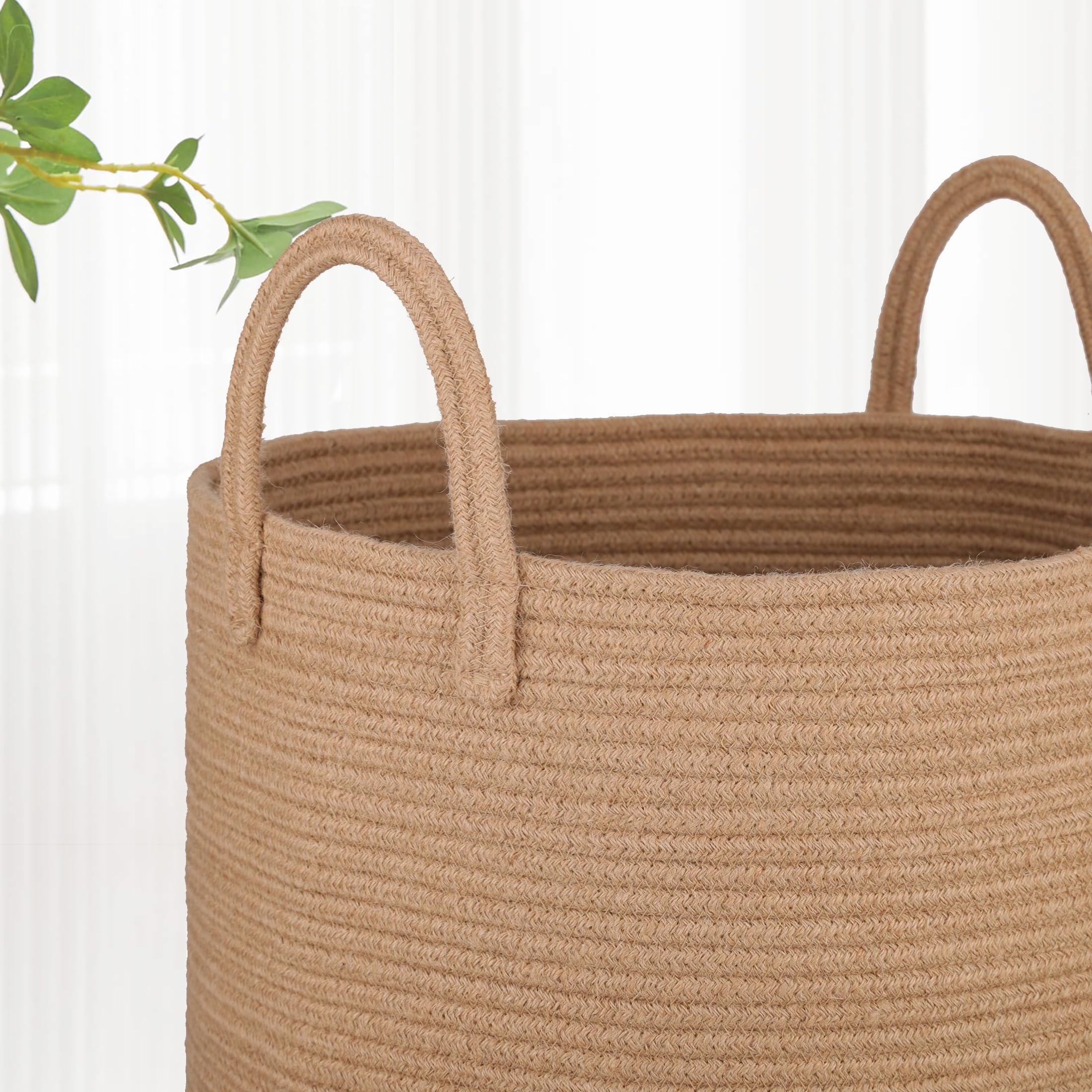 BOSROTY multi purpose storage with blankets and toys inside