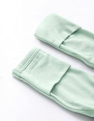 Bow Dream easy diaper-change bottom opening simplifies changes on the go.