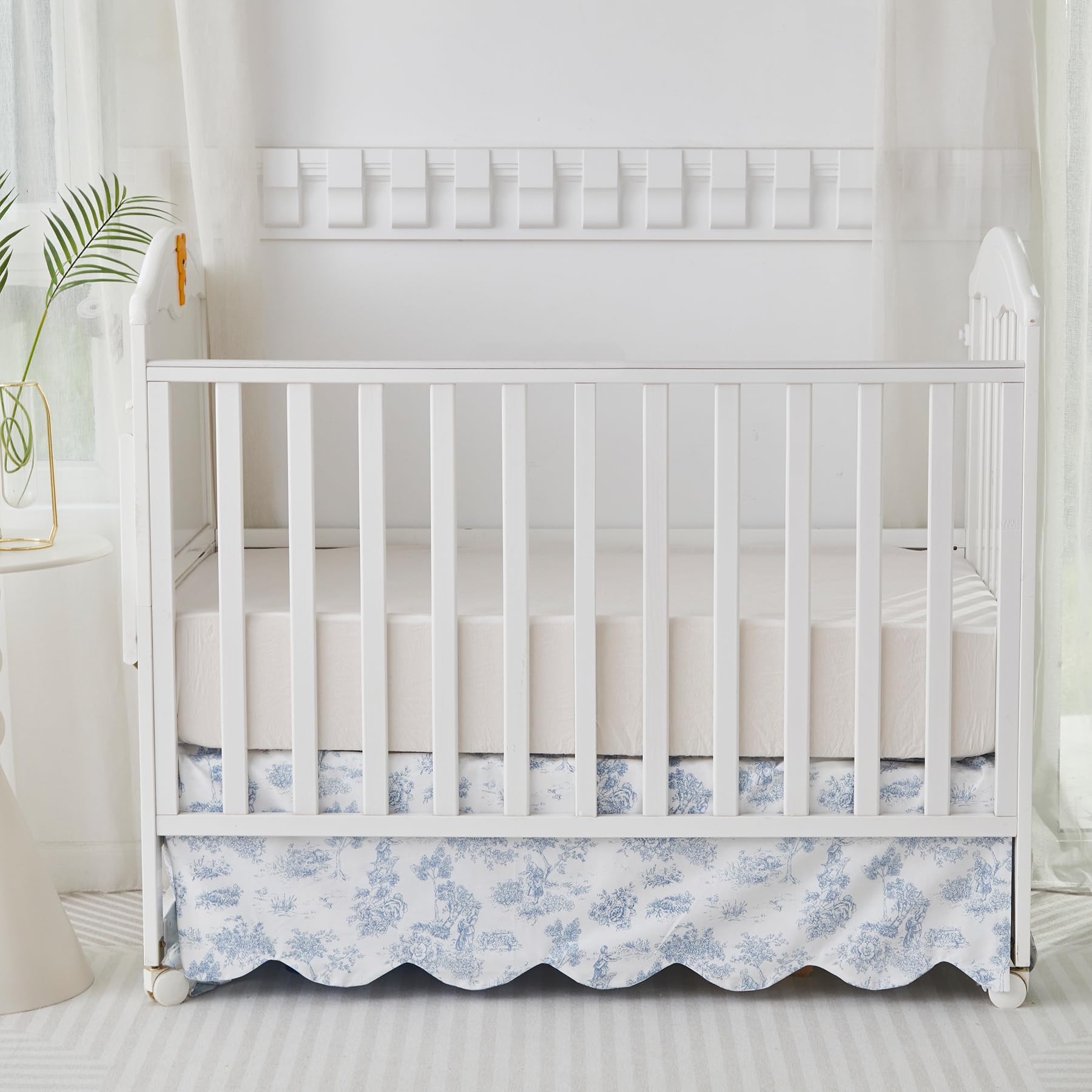 Brandream 100% cotton fabric offers soft, breathable comfort.
