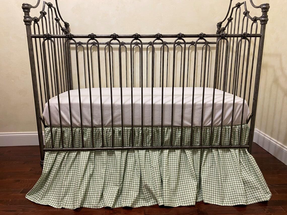 Brandream 4-sided crib skirt close-up shows soft cotton texture for baby comfort.