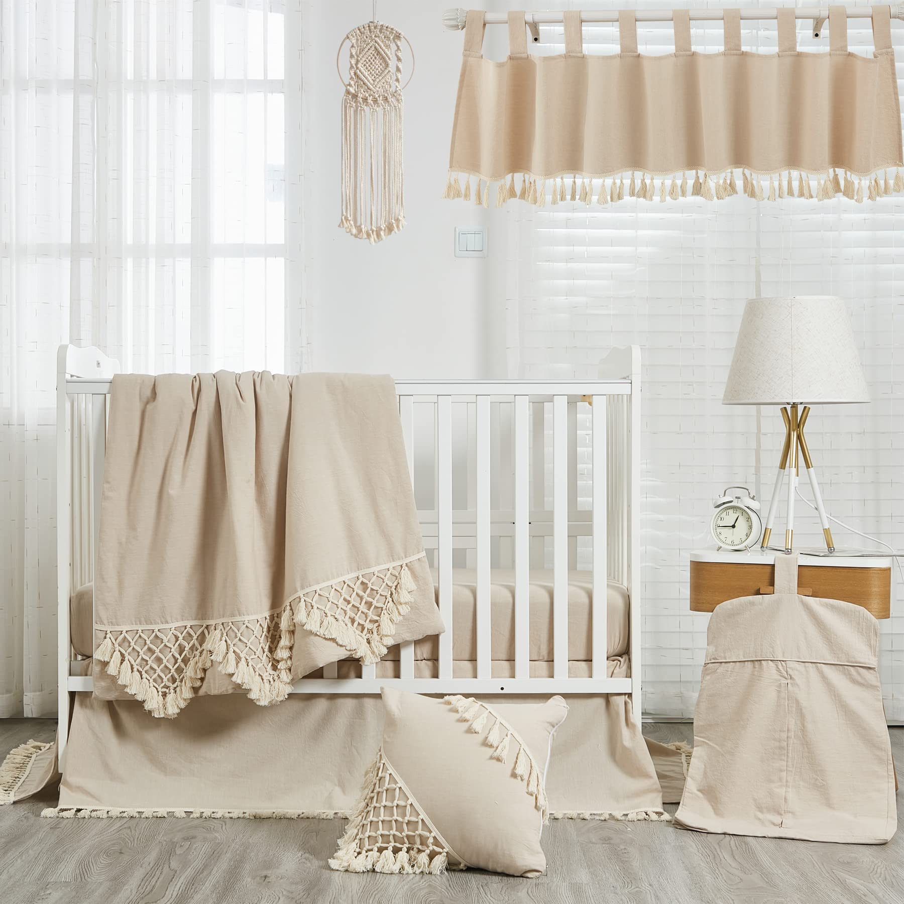 Brandream four-sided crib bed skirt fits standard cribs for a clean, tailored finish.