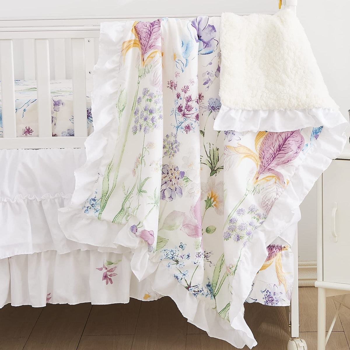 Brandream Girls Floral Bedding blanket shown with hand-painted blooms for cozy nursery moments