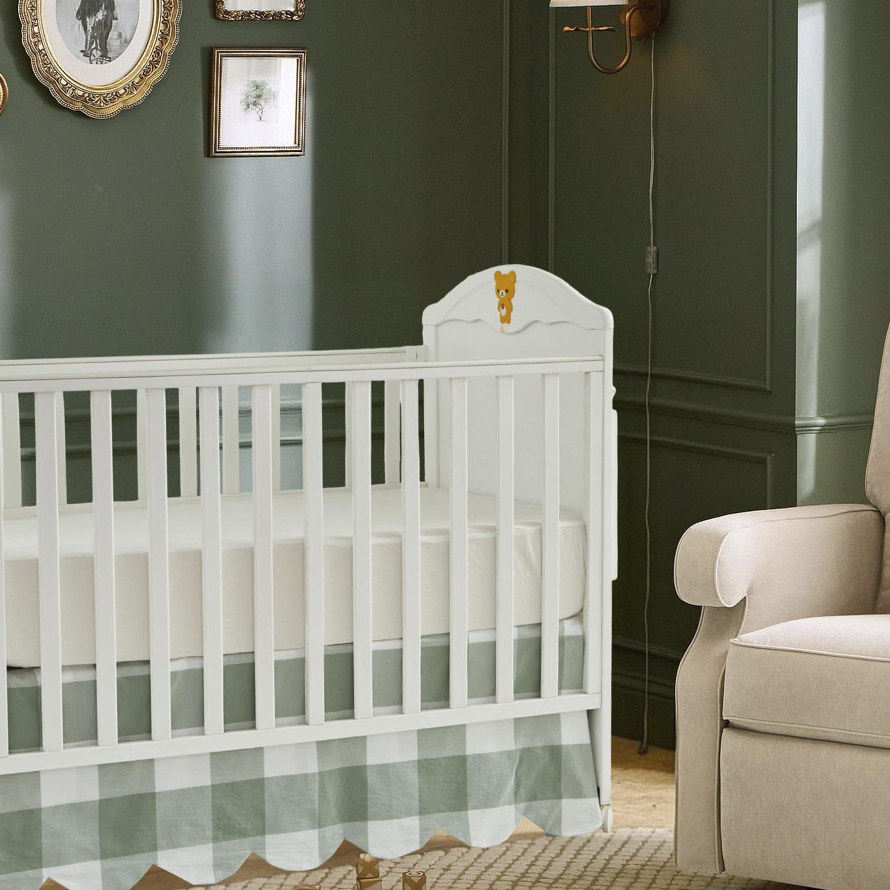 Brandream scallop edge crib skirt adds elegant detail and finished look.