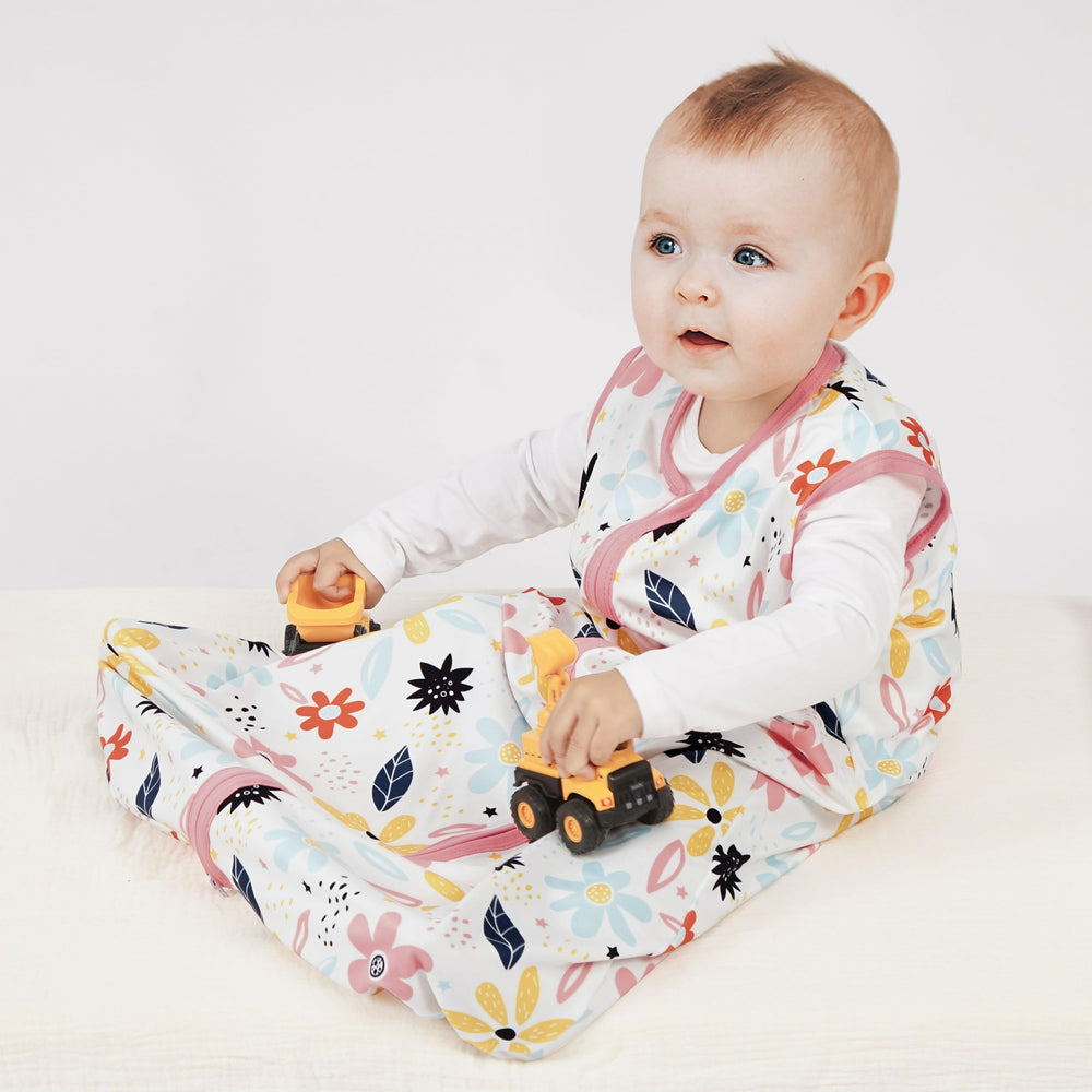 BSTOPTPT wearable blanket with roomy neck and arm openings for movement.