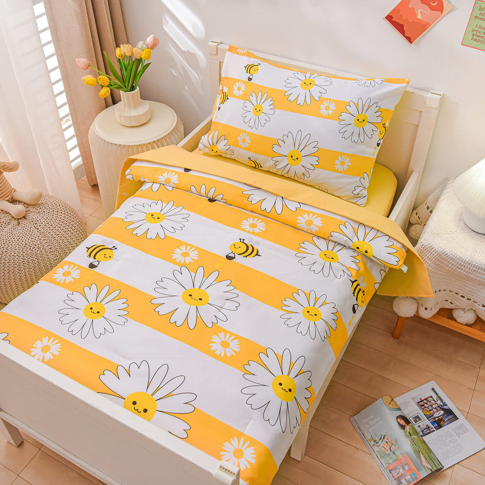 Btargot fitted sheet 28x52x8 with yellow stripes keeps sheets tidy.