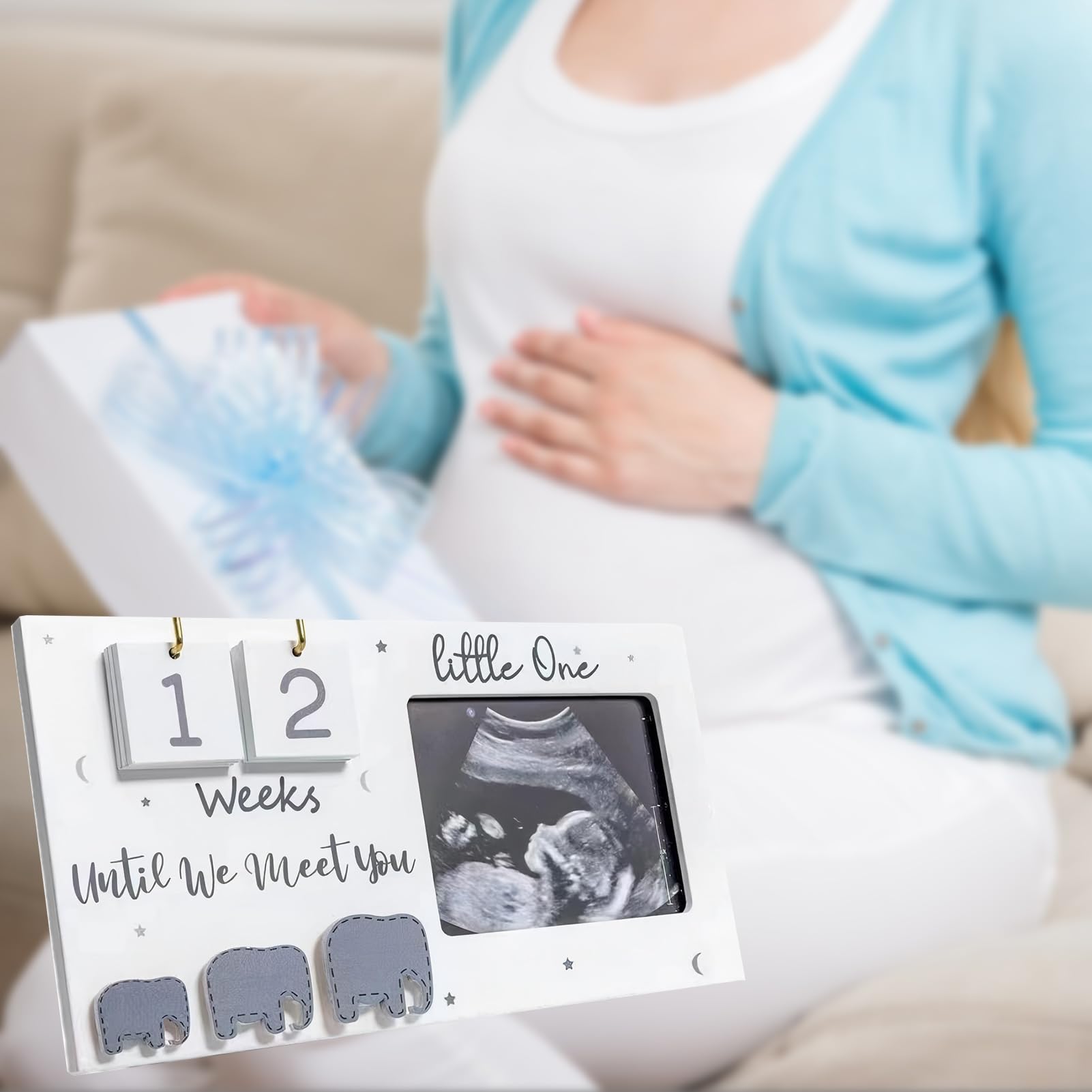 Buachois gift-ready frame for expecting parents and baby showers.