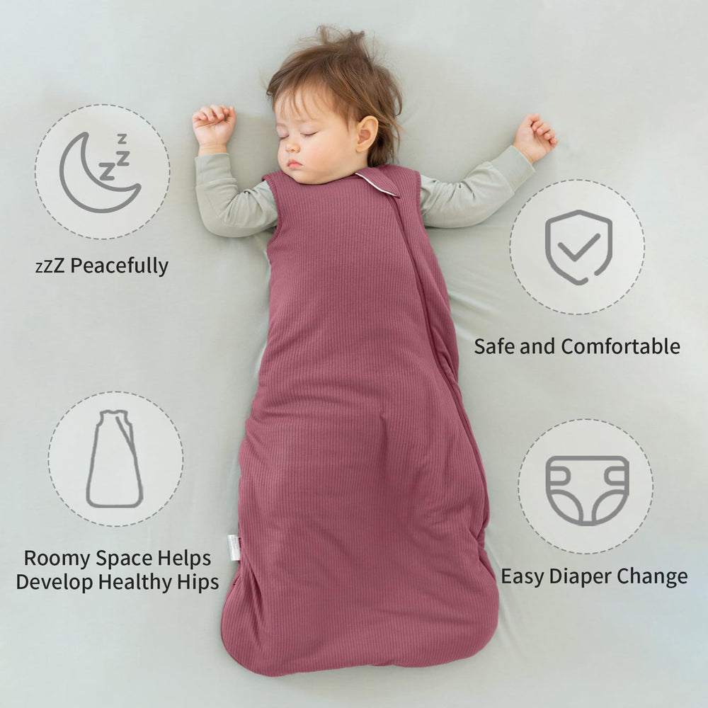 BubblePanda sleep sack roomy leg space supports natural frogged-leg movement.