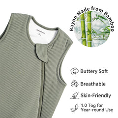 BubblePanda rayon sleep sack two-way zipper in action for easy night changes.