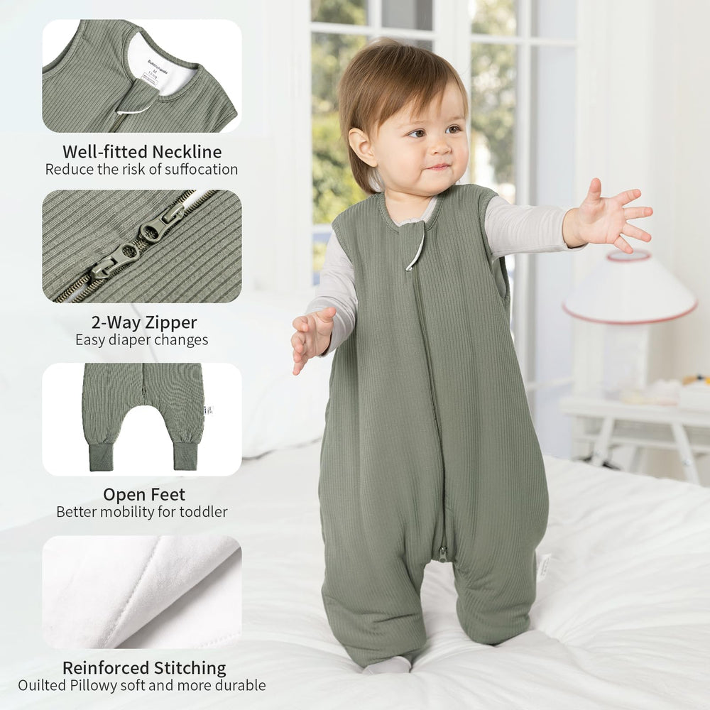 BubblePanda two-way zipper enables quick midnight diaper changes.