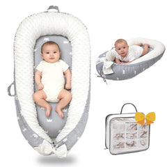 Bubbyhuts baby lounger close-up showing soft breathable cotton for comfy daytime lounging.