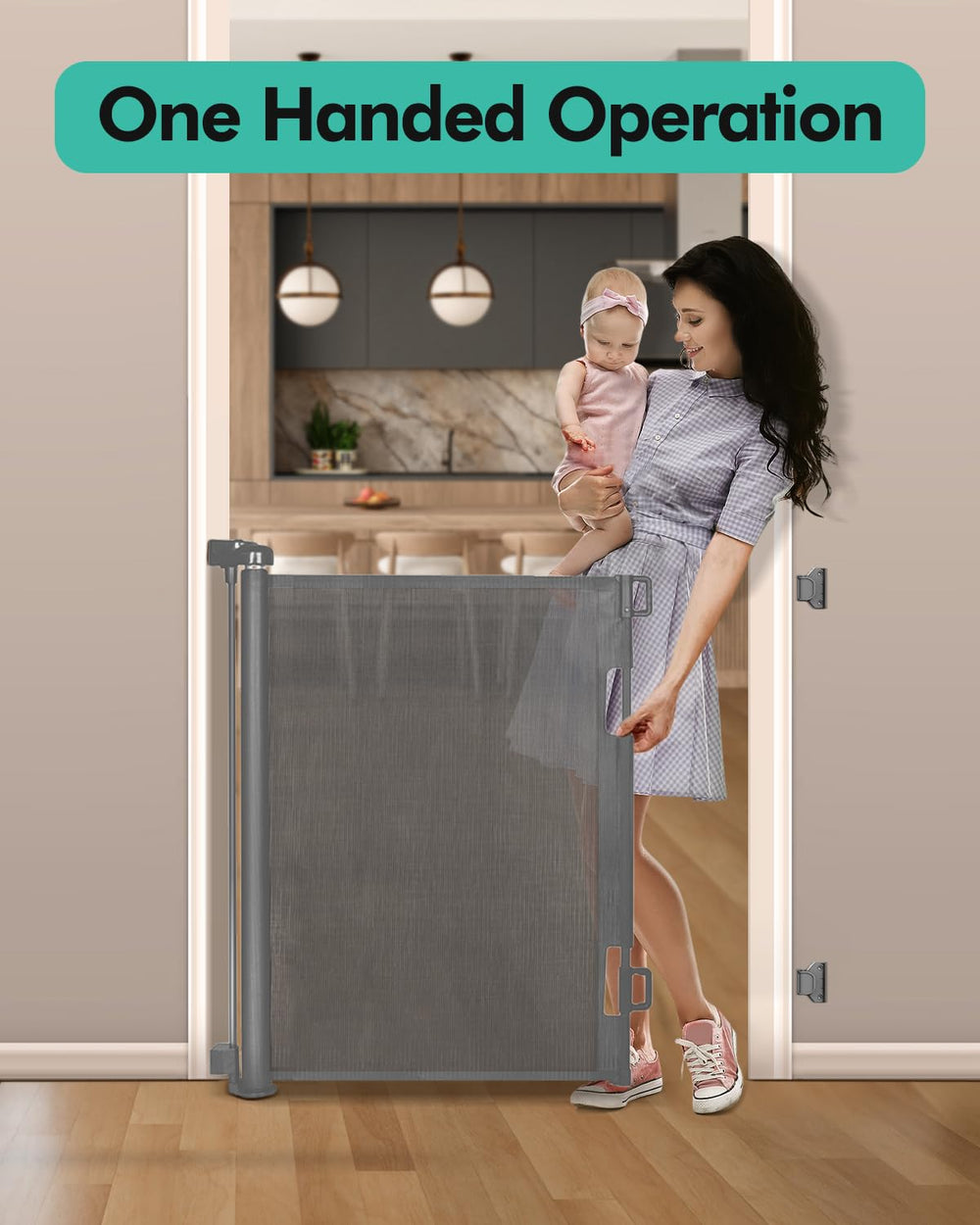 BuddyZone retractable gate one-handed-use highlights convenient operation while carrying