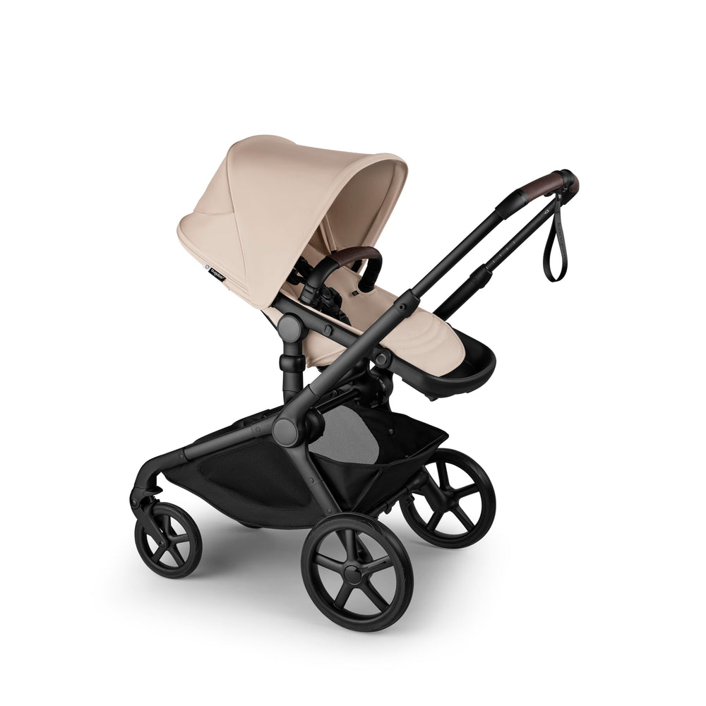 Bugaboo Kangaroo desert taupe exterior shows rugged all-terrain design
