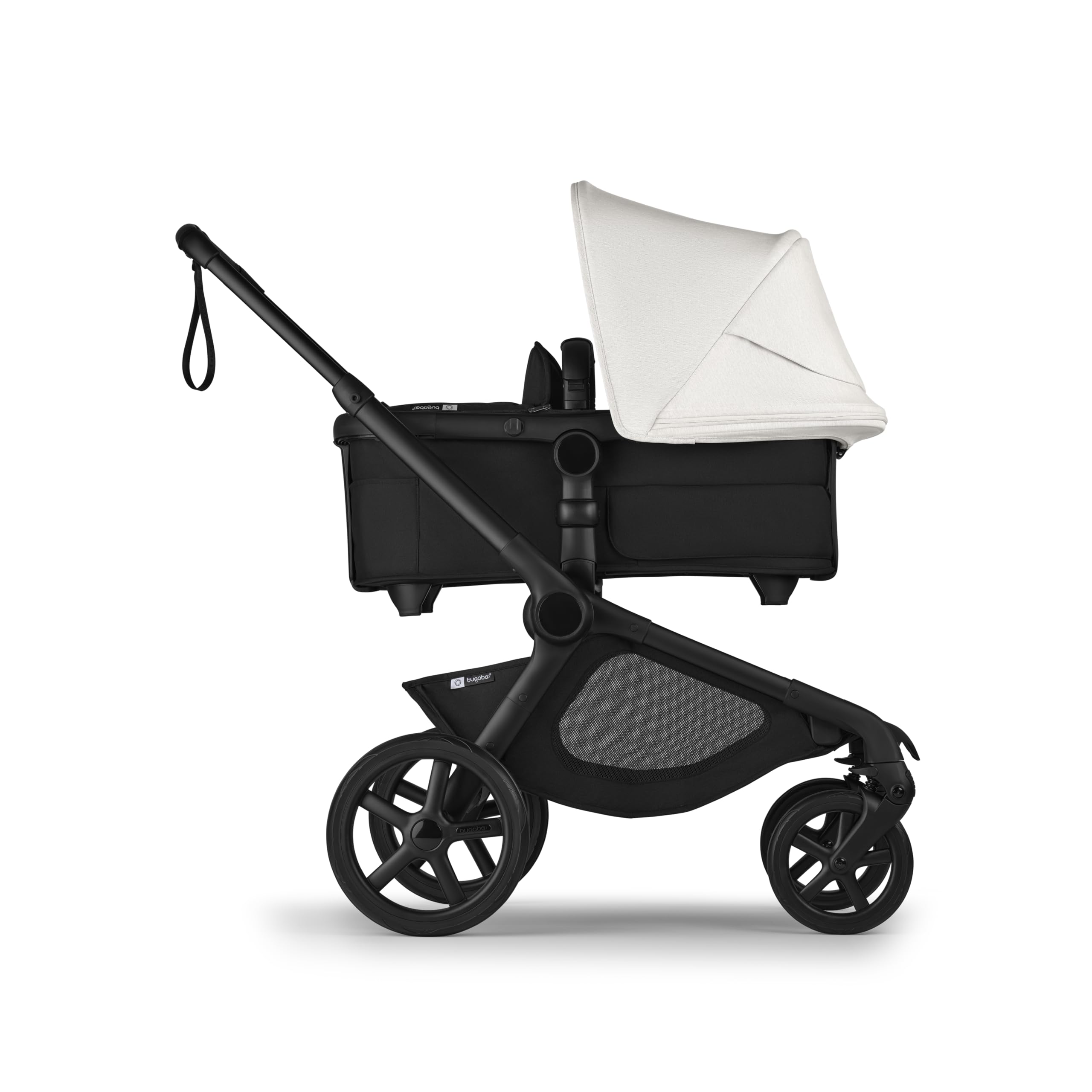 Bugaboo Kangaroo terrain-ready design supports family adventures.