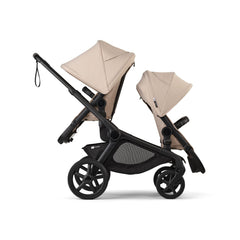 Bugaboo Kangaroo toddler comfort footrest supports growing feet on every ride.