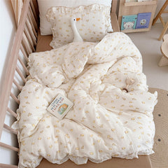 BuLuTu baby duckling print duvet cover in 47x59 inches for cribs and toddler beds, soft and cozy.
