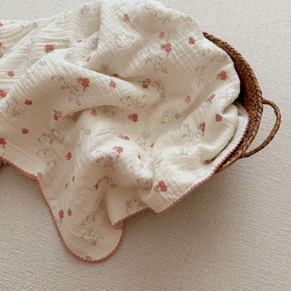 BuLuTu gender-neutral blanket in calm colors for all babies