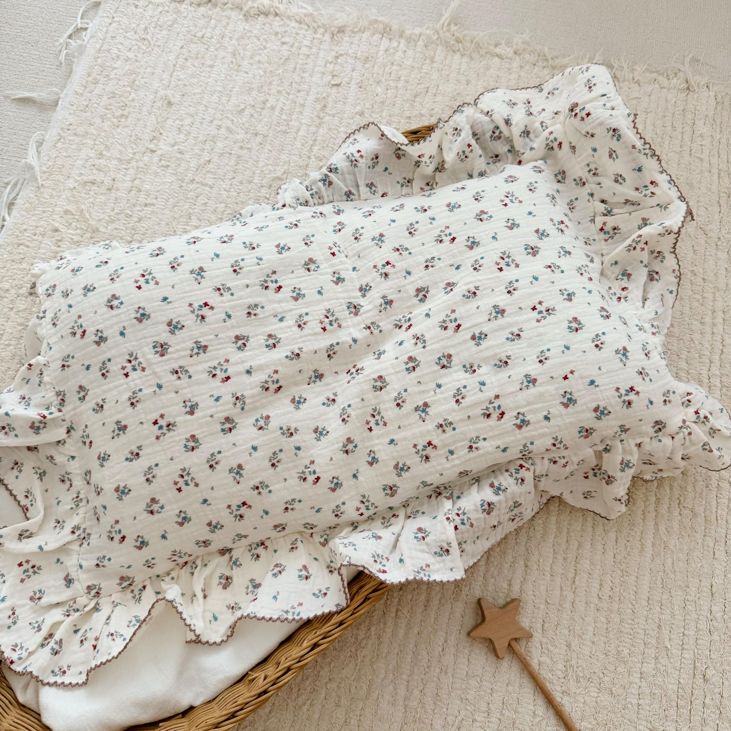 BuLuTu breathable design helps regulate comfort through all seasons