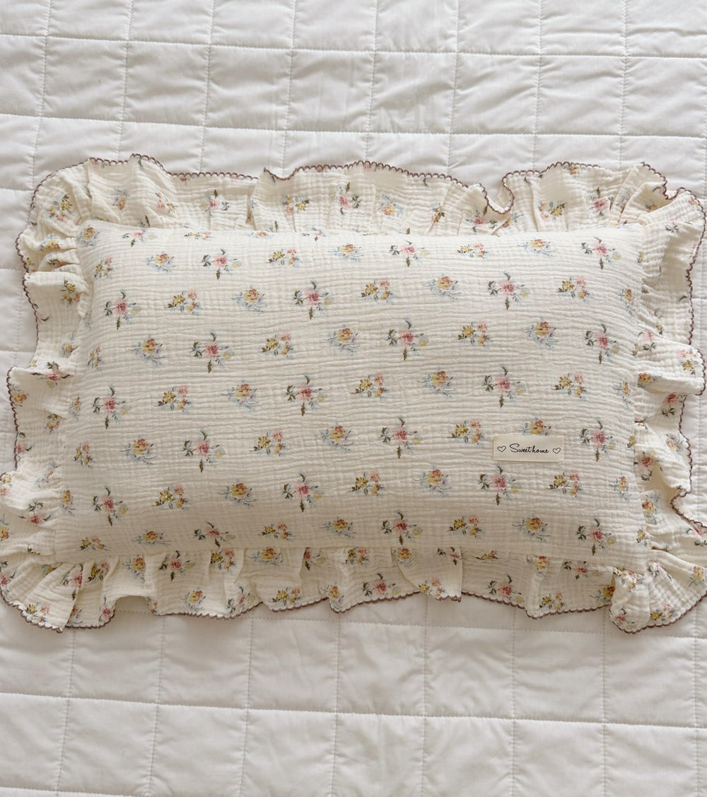 BuLuTu cherry jasmine design pillowcase brightens nurseries with vibrant color.