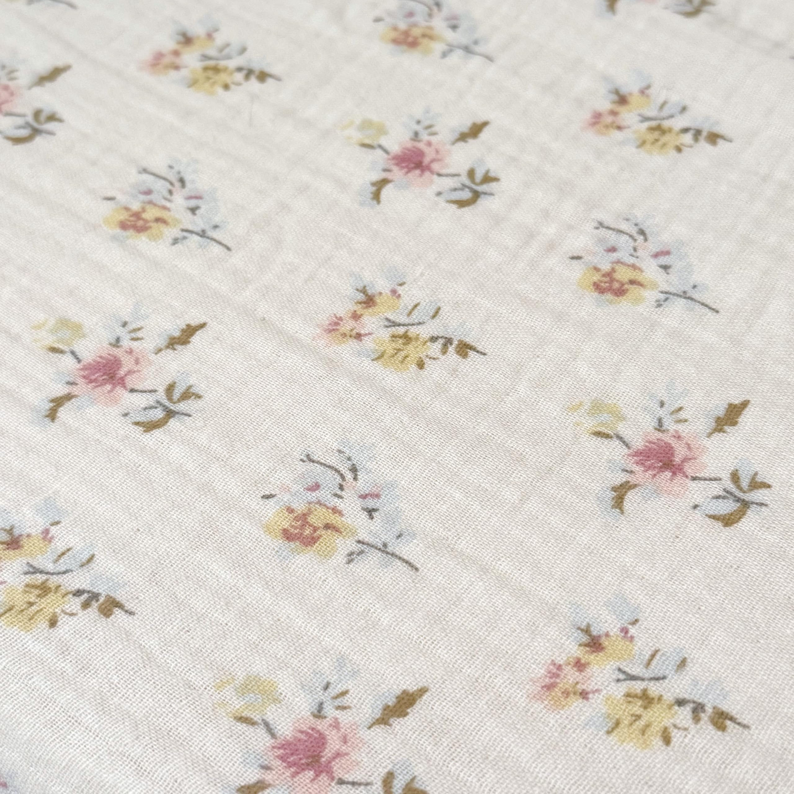 BuLuTu hibiscus pattern pillowcase provides gentle sleep surface for toddlers.
