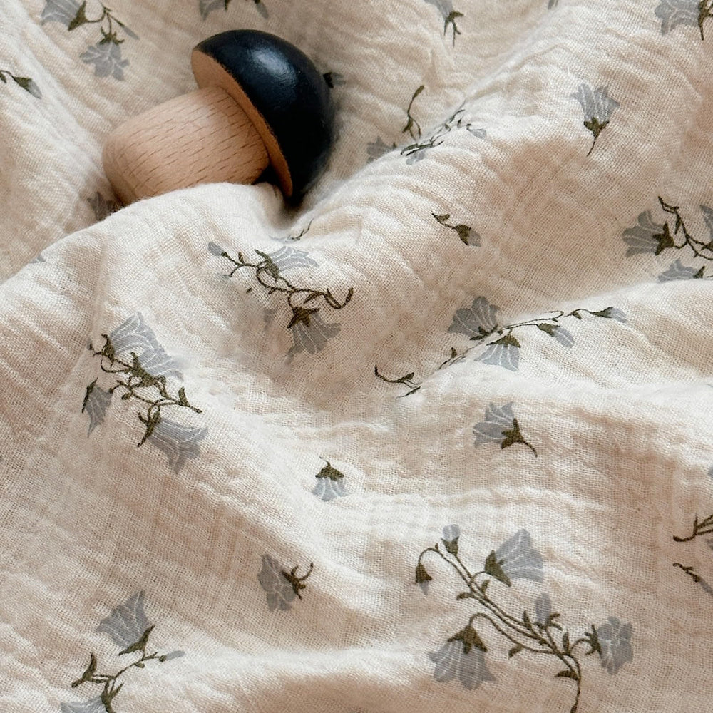 BuLuTu cute-animal pattern pillowcase inspires imaginative play while remaining soft.