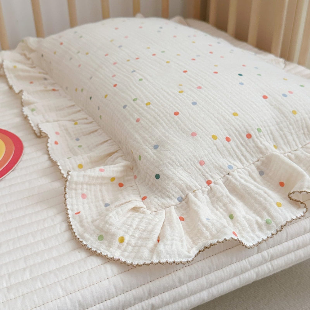 BuLuTu envelope closure keeps the pillow neatly contained during restless nights.