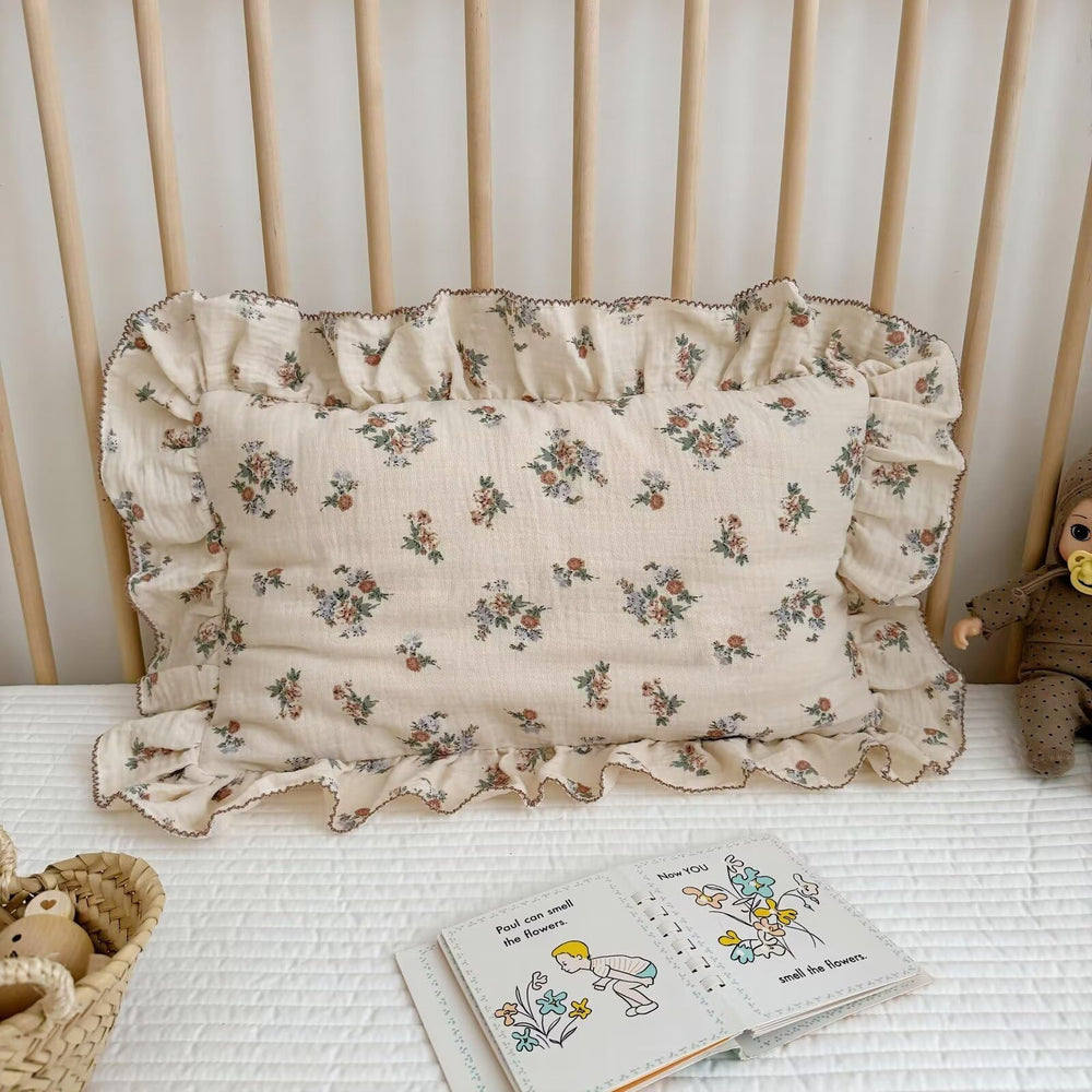 BuLuTu gender-neutral kids pillowcase, versatile print for any room