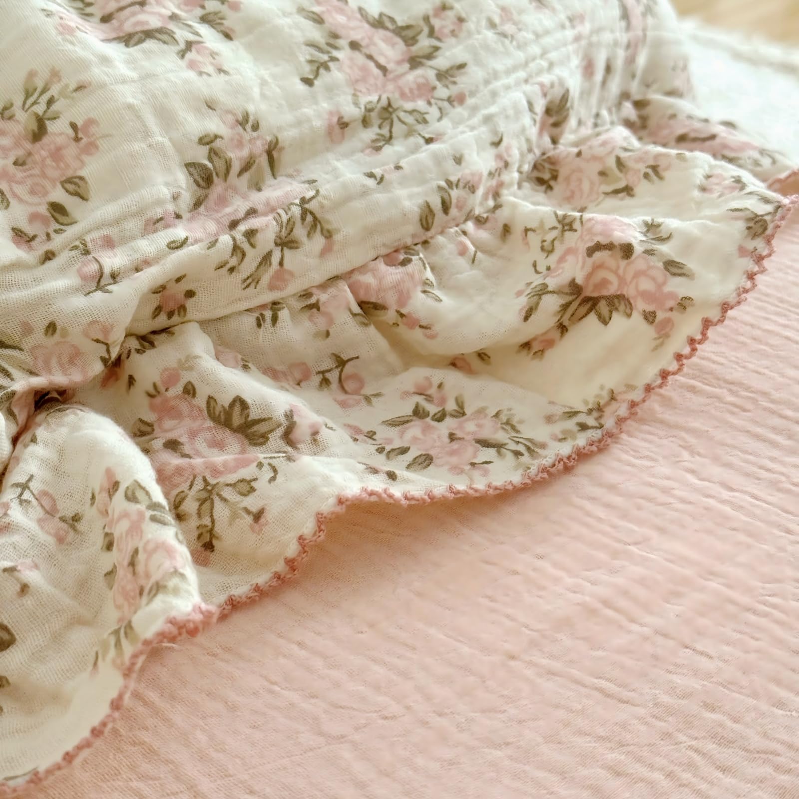BuLuTu two-layer muslin feels soft and breathable for all seasons.
