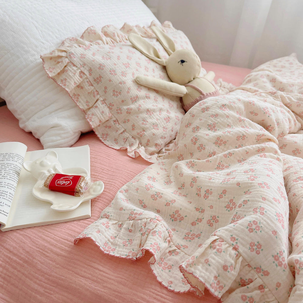 BuLuTu muslin pillowcase is easy to wash and remains soft.