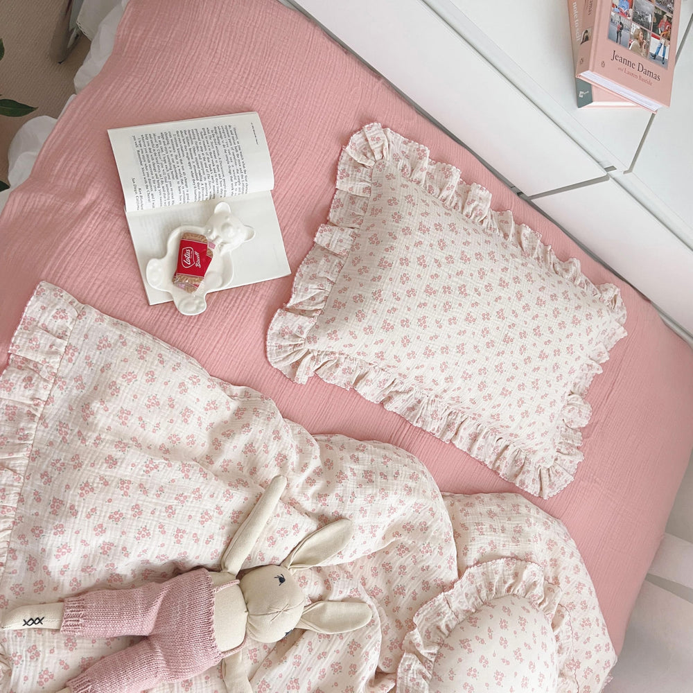 BuLuTu nursery decor pillowcase offers gentle texture for restful nights.