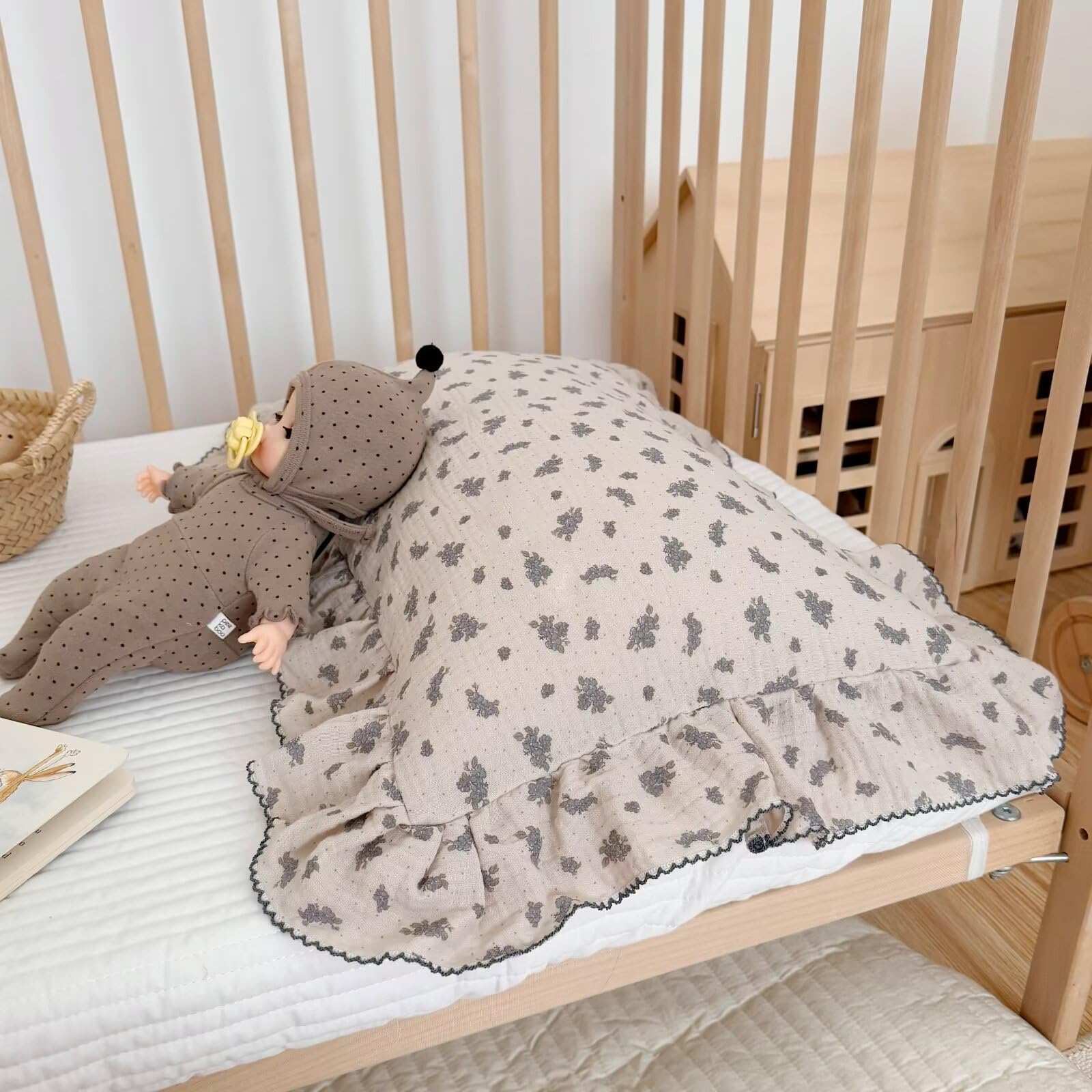 BuLuTu pillowcase used for nursery decor and travel cot