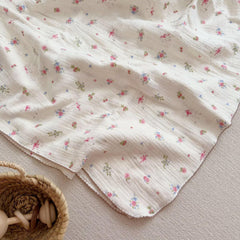 BuLuTu pink floral sheep print enhances nursery charm