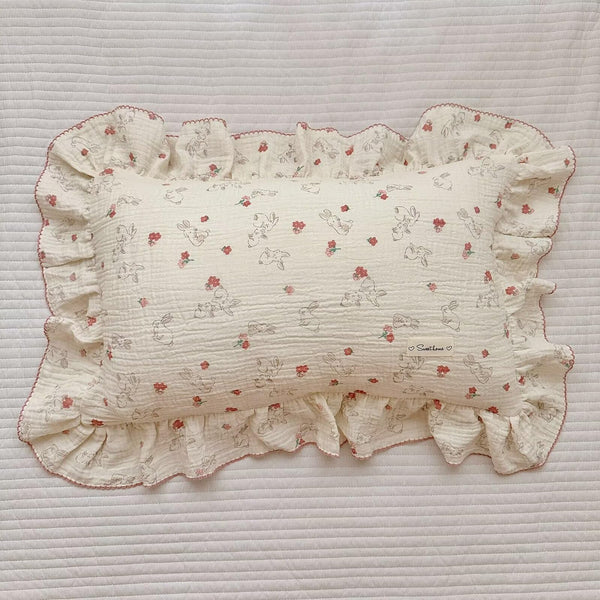 BuLuTu rabbit floral toddler pillowcase pattern for gentle, kid-friendly bedtime decor.