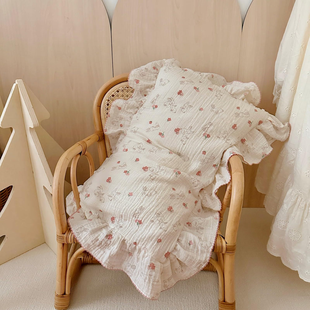 BuLuTu rabbit floral toddler pillowcase vibrant colors remain after washing.
