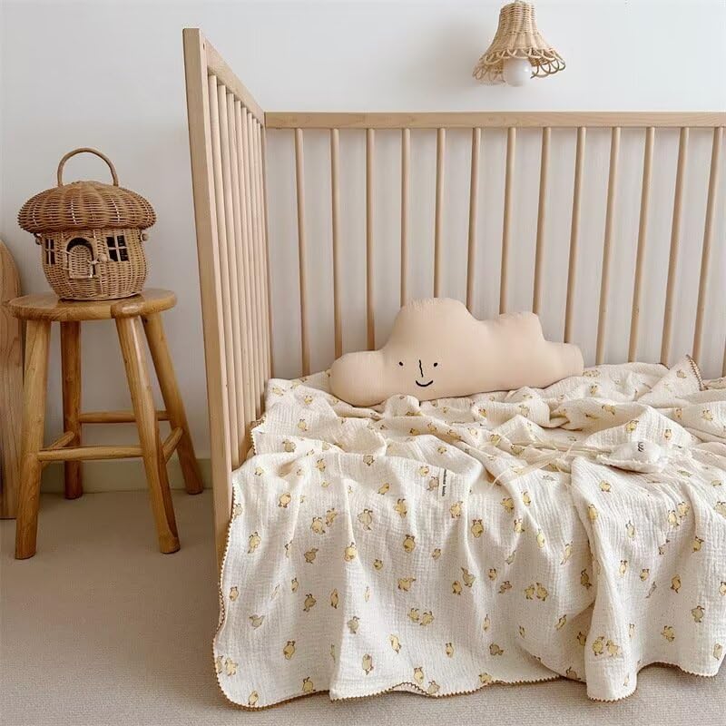BuLuTu reversible duck pattern blanket for cozy nap and playtime.