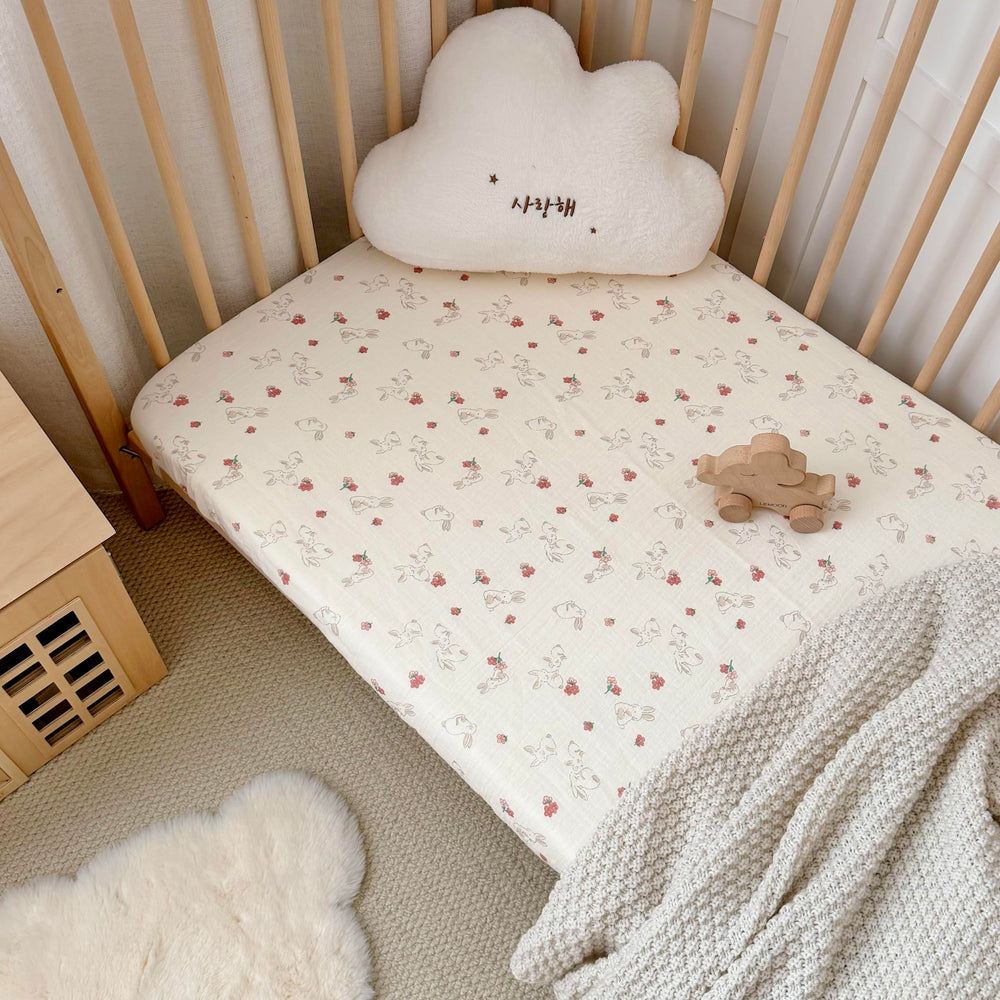 BuLuTu standard crib sheet fit 52x28 with 8-inch pocket stays snug.